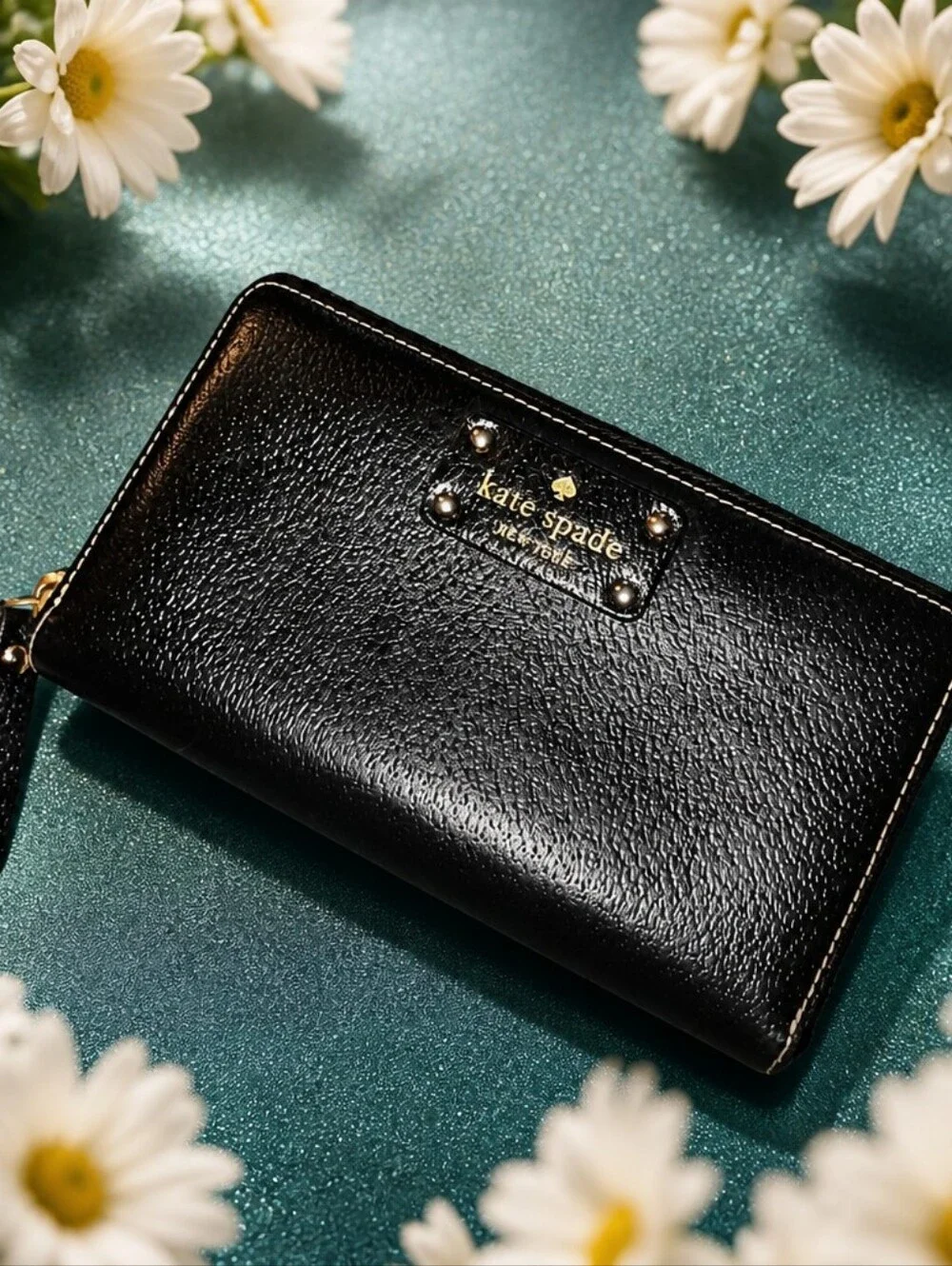 Kate Spade Zip Black Wallet Leather